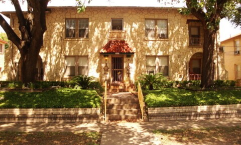 Apartments Near Everest Institute-San Antonio W. Lynwood Ave. 409 for Everest Institute-San Antonio Students in San Antonio, TX