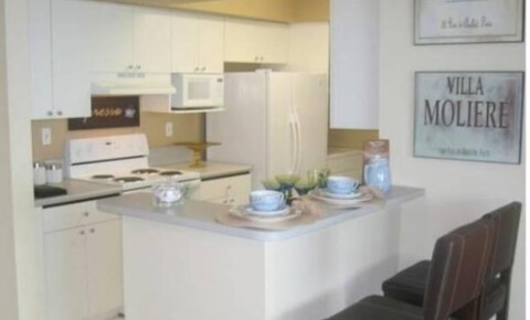 Apartments Near Barry 16900 North Bay Road for Barry University Students in Miami Shores, FL