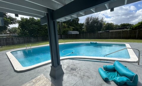 Sublets Near Miami TWO ROOMS AVAIL. in 5B/3b pool house (SPRING SEMESTER) for Miami Students in Miami, FL