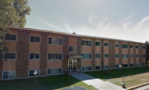 Apartments Near Duluth 1410 Acre St for Duluth Students in Duluth, MN