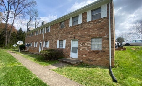 Apartments Near Tusculum 204 Pinecrest Drive  1-6 for Tusculum College Students in Greeneville, TN