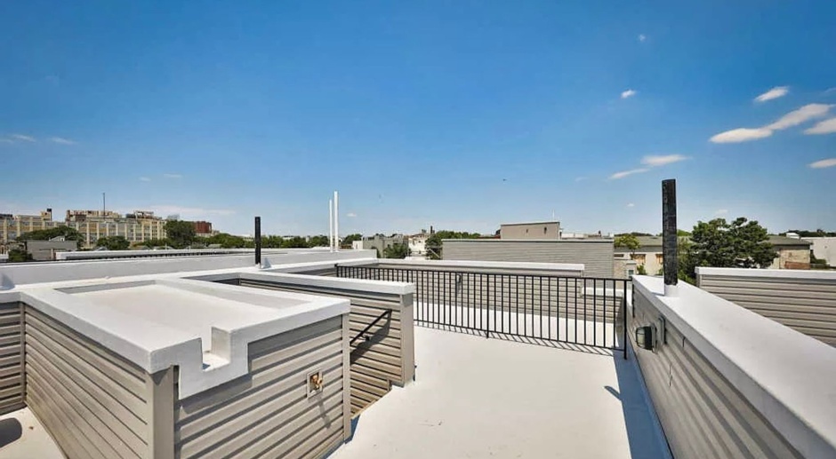Modern 2Bedroom 2Bathroom with a Private Roof Deck!