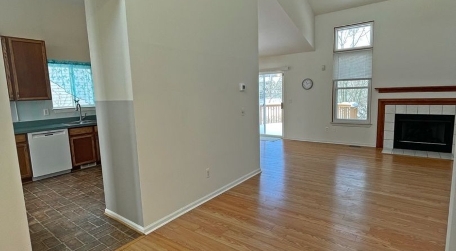Three Bedroom Home for Rent in Arbor Hills!