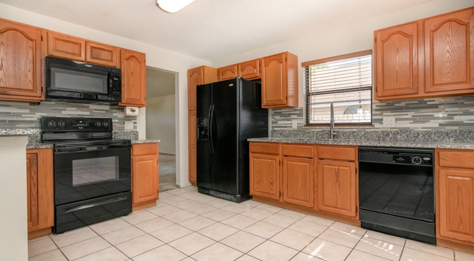 Beautiful 4 bed/ 2.5 bath home FOR RENT in Kissimmee!