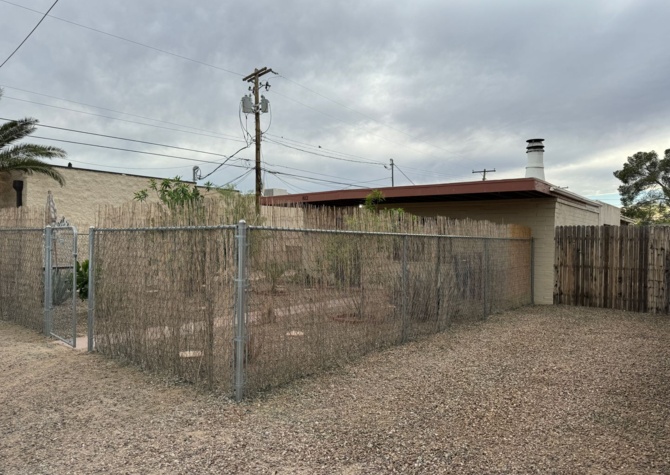 Houses Near Welcome to 812 S Plumer in Tucson, AZ! This charming 2Bdm, 1Ba house