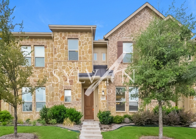 Houses Near Fall in love with this beautiful 3BR 2.5BA townhome