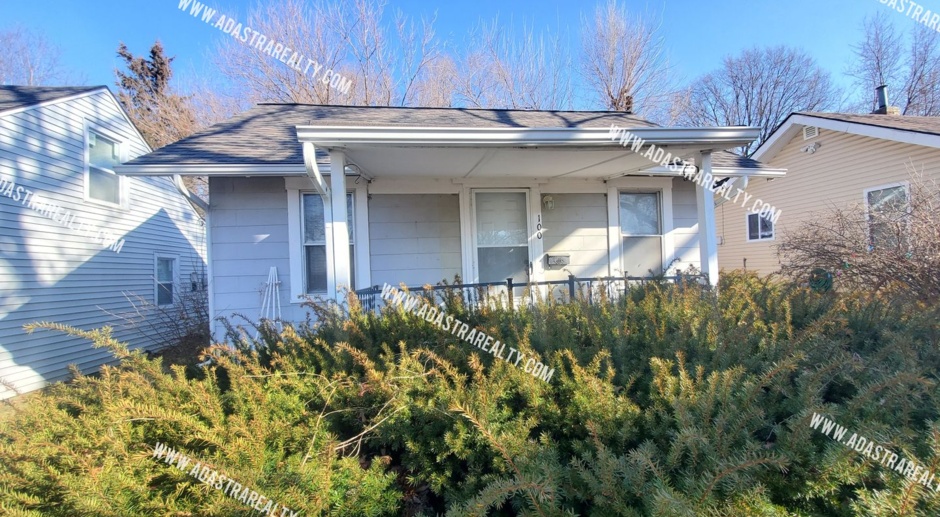 Charming 2 Bedroom Bungalow in WALDO-Available NOW!!