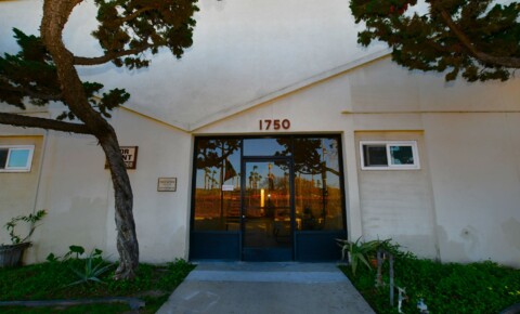 Apartments Near Camarillo 1750 VENTURA BLVD for Camarillo Students in Camarillo, CA