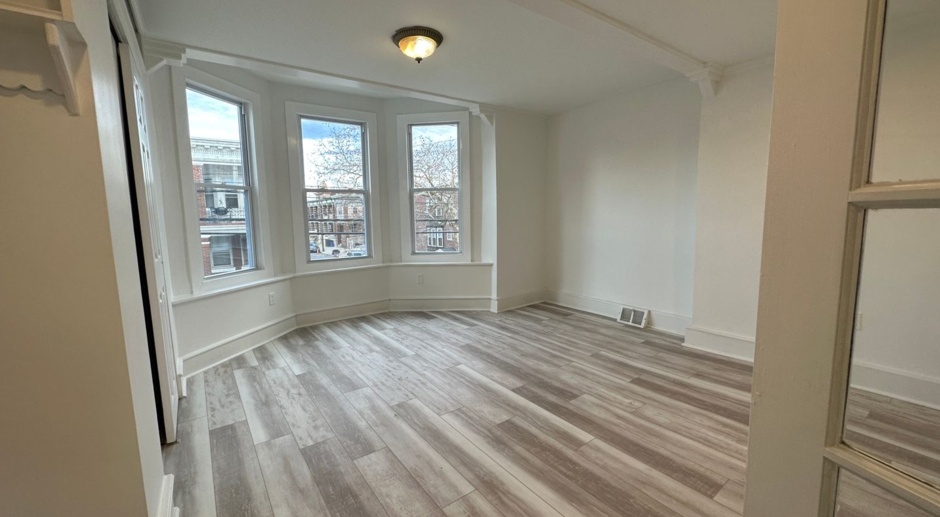 Newly Renovated Spacious 2 Bedroom Apartment 