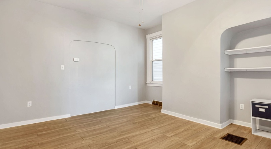 5 Bed 2 Bath - South Oakland, ALL UPDATED,.  Laundry, central air.  Off street parking included.  