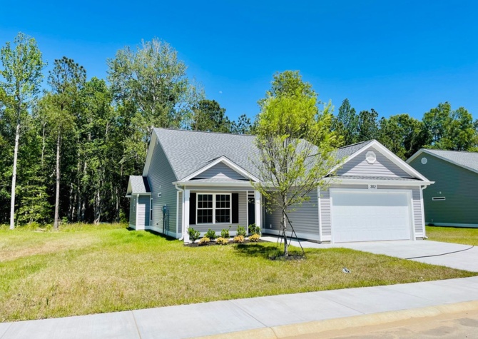 Houses Near 1 year New 3bd / 2ba w/ high end finishes, right in the heart of Conway!!