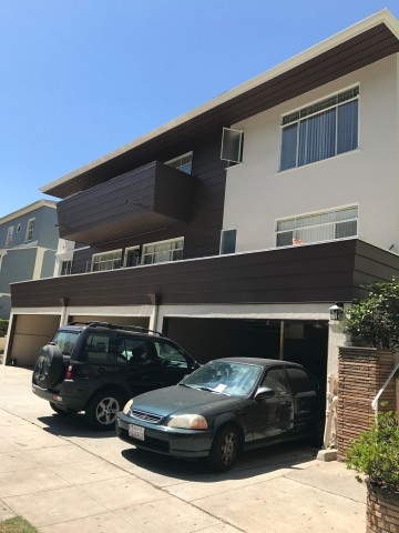 CLOSE UCLA 2-bd apartment in Westwood! Parking, hard flooring