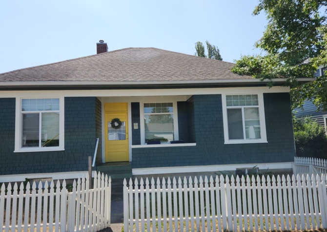 Houses Near 6 Bedroom Lettered Streets House---Plank Flooring Throughout, Close to Downtown  