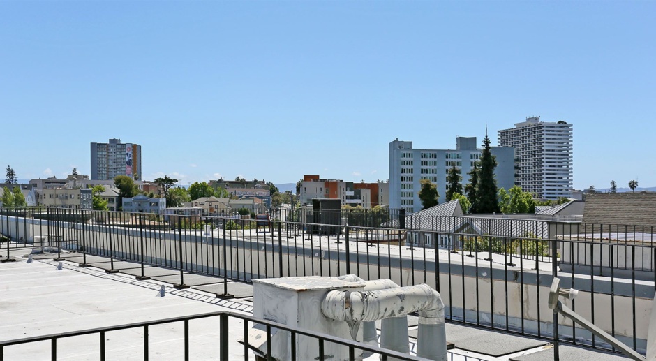  Top floor 3BR/2BA penthouse, Two decks, In-unit storage, Fabulous view of the Oakland skyline (166 Athol Ave #402)