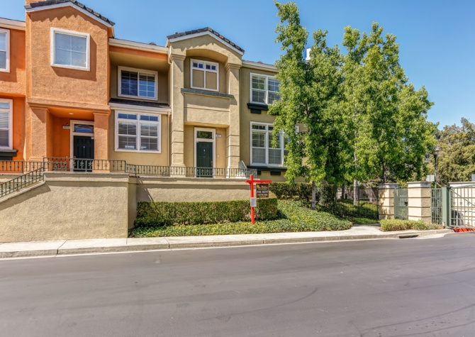Houses Near Fabulous, upscale townhome available in the Liberty Commons - Fremont!