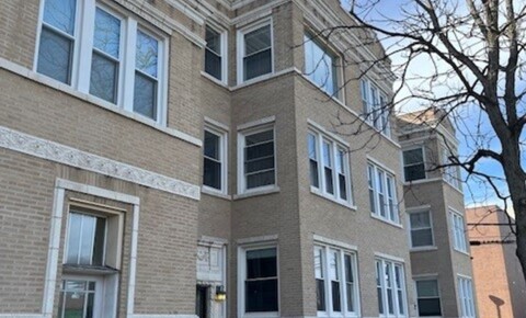 Apartments Near NEIU 300 Madison, LLC for Northeastern Illinois University Students in Chicago, IL