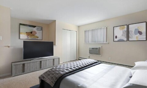 Apartments Near TCNJ 3455 Street Road for College of New Jersey Students in Ewing, NJ
