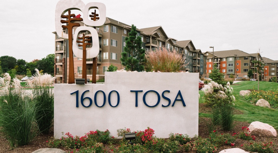 1600Tosa, 1500 Building