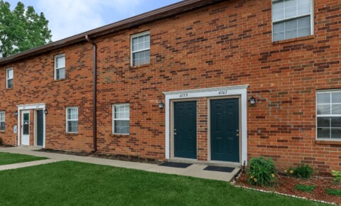Apartments Near DeVry TOWNHOMES AT EASTON PARK for DeVry Columbus Students in Columbus, OH