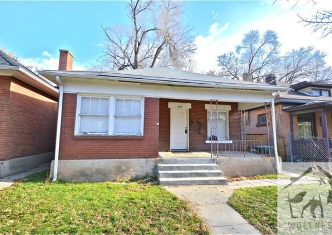 Houses Near No Security Deposit Option! Charming 1+ Bedroom Liberty Park Home! 