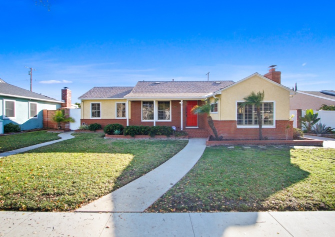 Houses Near 5444 E Abbeyfield Street, Long Beach, CA 90815