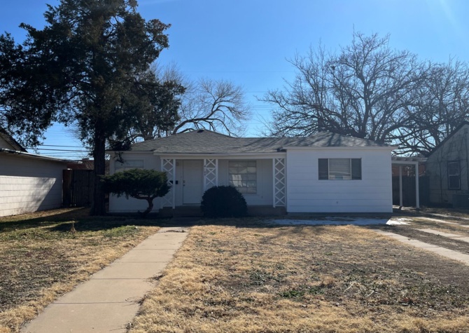 Houses Near 1/2 off First Full Months Rent! 3/2 near Tech and Hospital District!