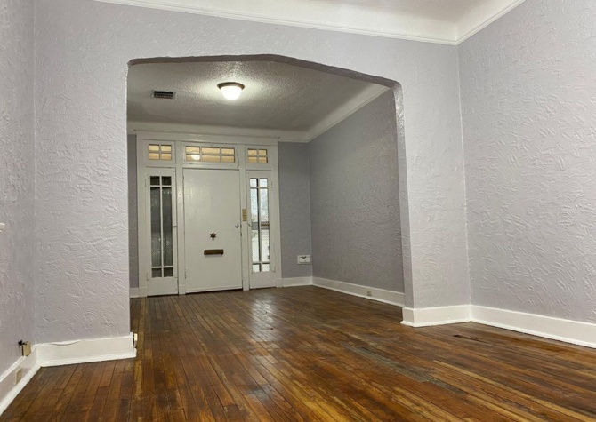 Houses Near Beautiful recently renovated 2 Br Apartment.