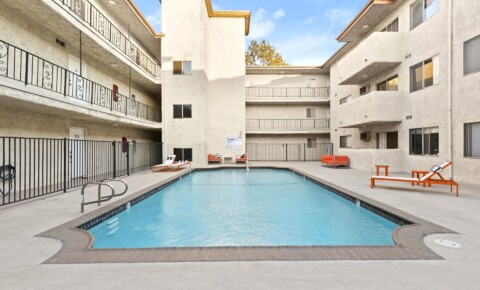 Apartments Near Woodbury Royal Terrance Apartments for Woodbury University Students in Burbank, CA