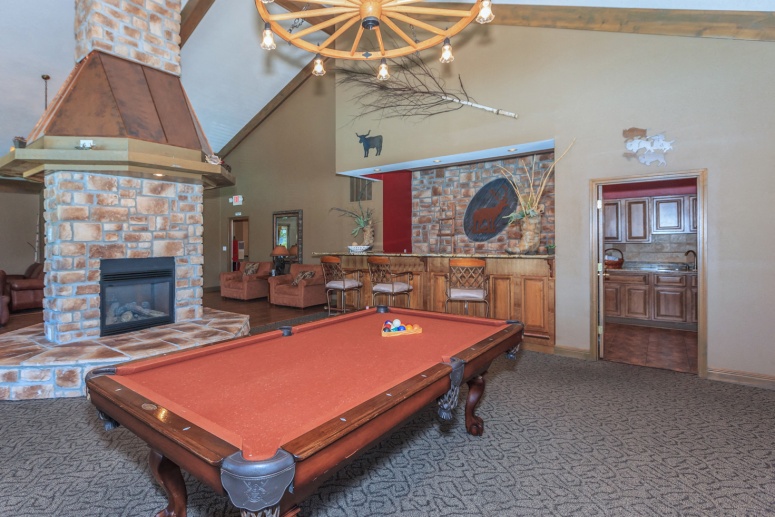Wind River Lodge Apartments & Townhomes