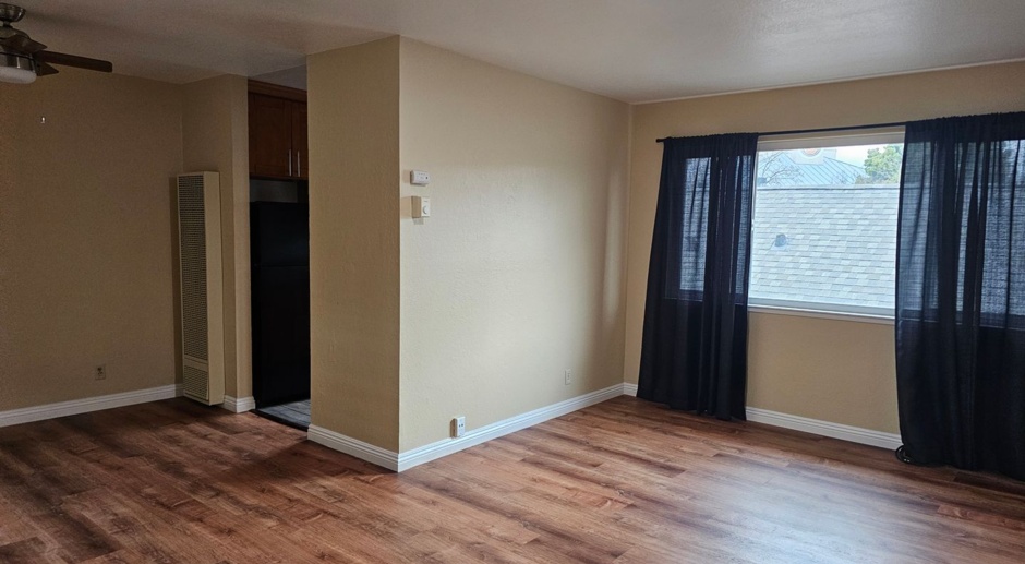 Spacious One Bedroom Upstairs Apartment
