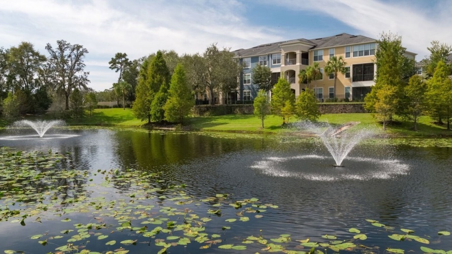 Lantower Cypress Creek #25-201 (Month to Month, Fully Furnished) 