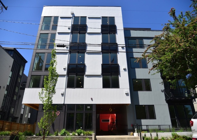 Apartments Near Brand New Building in Capitol Hill! Move-ins for Aug 1st! Set up a tour TODAY!