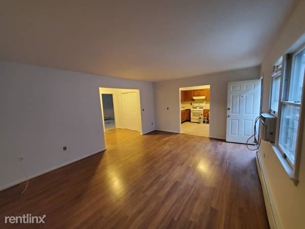 Large 3 Bedroom Apartment on Ground Floor of Private Home - Located In Bronxville