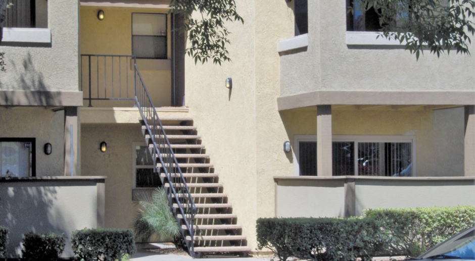 Nice 2 Bedroom 1.25 Bath close to UCR in Riverside! Canyon Crest area. 