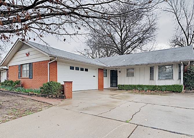 Houses Near Amazing remodeled 3 bedroom home. 