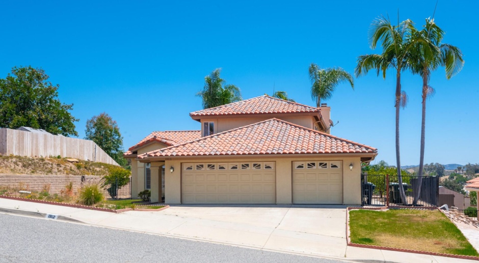 Newly Updated Escondido Home 