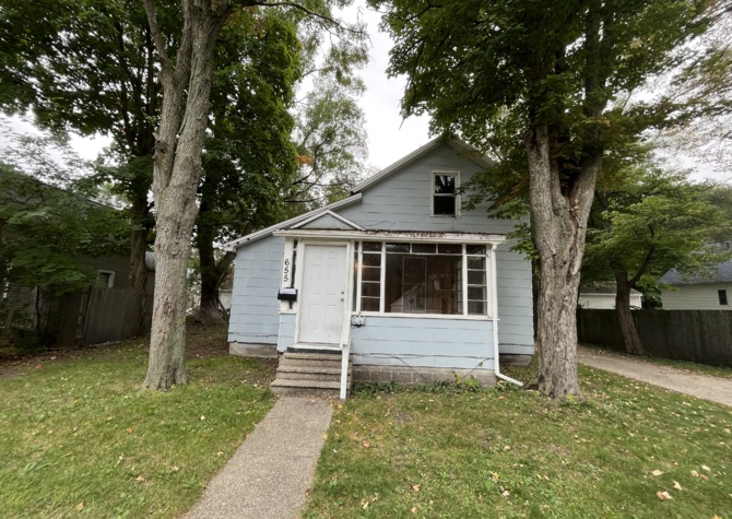 Houses Near Upgraded 3 Bed 1 Bath Home off Oak Ave For-Rent in Muskegon