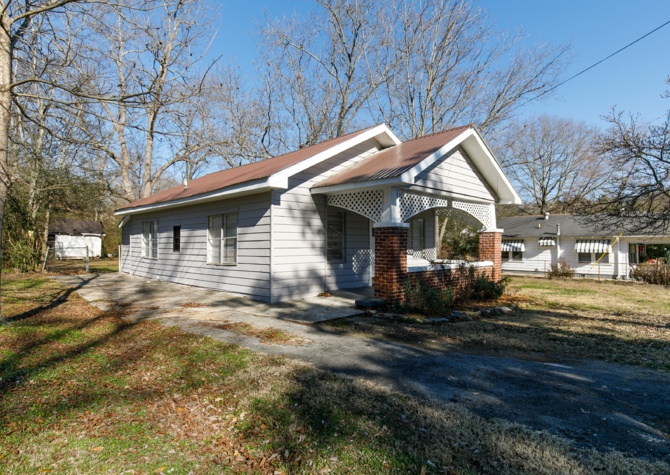 Houses Near 1052 Tower Dr, Forestdale AL 35214