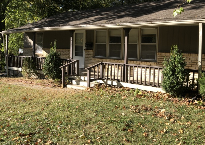Houses Near 3 Bedroom Ranch Style Home in KCK!