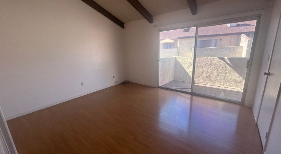 Spacious 3 Bedroom Condo for Rent in Colton