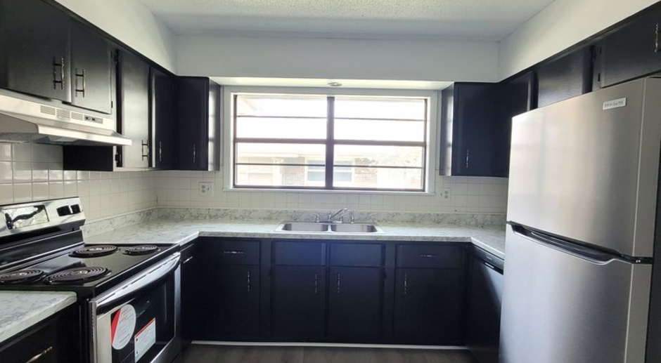 Come see this 2 bedroom 1 bathroom recently renovated apartment!