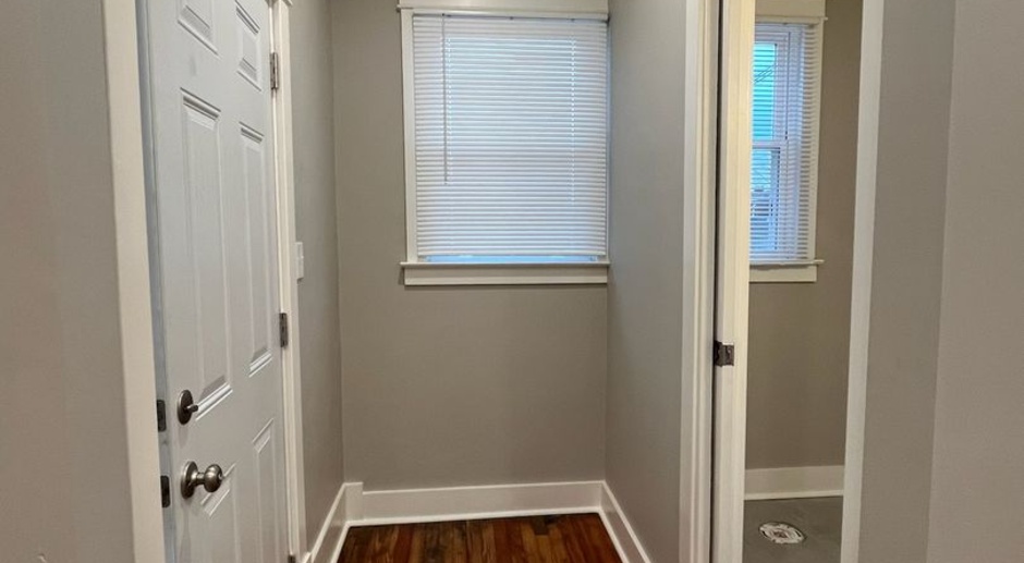 Shelby Park Amazing Newly Renovated 3 Bedroom 
