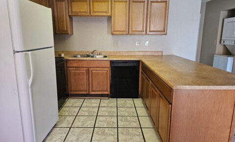 Apartments Near CSN Like new 2 bed 2 bath condo for College of Southern Nevada Students in North Las Vegas, NV