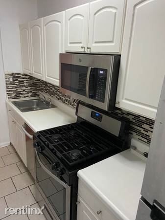 Lovely 2 Bedroom Apartment 5th Floor Well Maintained Bldg- Laundry-Cats Ok- H/HW-/Yonkers-Bronxville