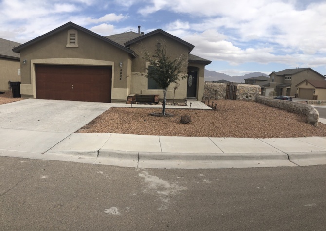 Houses Near UPPER VALLEY/NEW MEXICO HOME AVAILABLE!!