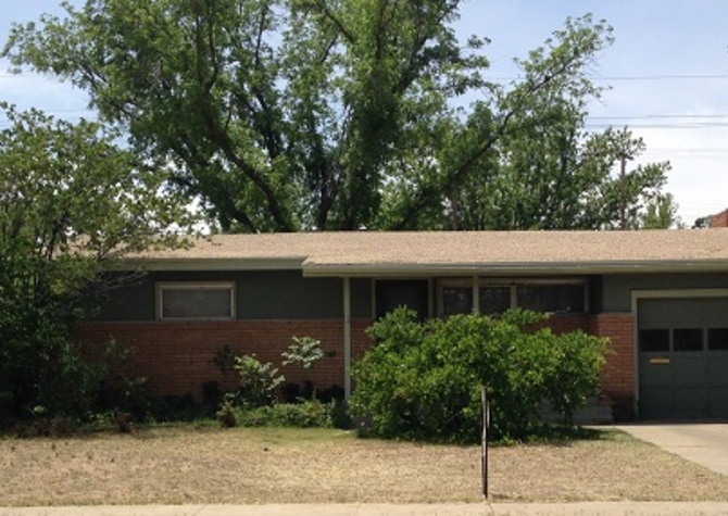 Houses Near Great 4/2/1 home close to Texas Tech LCU- 3805 28th