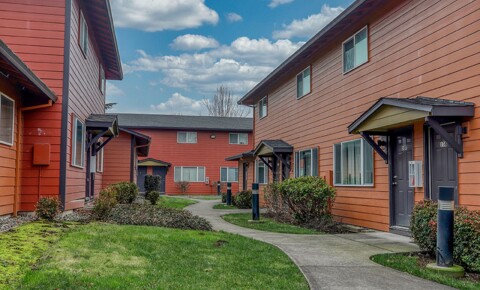 Apartments Near Northwest College-Clackamas Lincoln Court Townhomes for Northwest College-Clackamas Students in Clackamas, OR