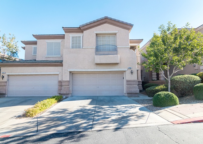 Houses Near Spacious Townhome in Beautiful Henderson Community w/Pool