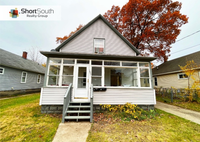Houses Near Spacious Duplex Home in Muskegon For Rent
