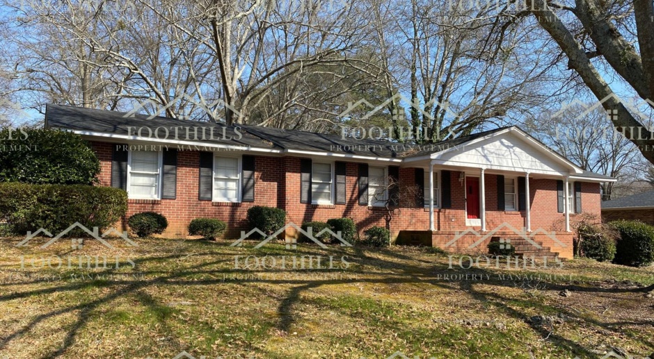 Charming 3BR/2BA Brick Home with Bonus Room and New Appliances at 606 Rantowels Rd, Anderson, SC 29621! Ideal Location for Shopping, Schools, and AnMed!